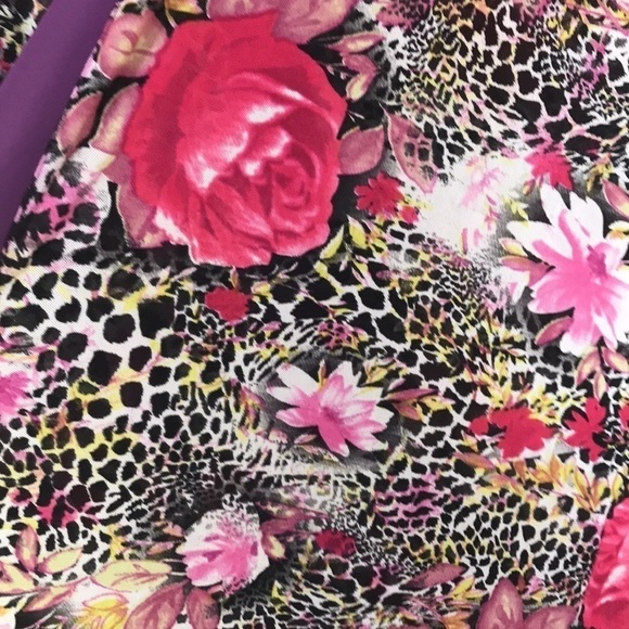 NWT Marallis Floral Lightweight Semi Sheer Half Sleeve Long Cardigan Size XXL - Picture 5 of 12